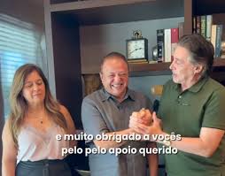 Eunício amplia articulações no Carnaval e garante apoio do grupo político de Mombaça ao Senado
