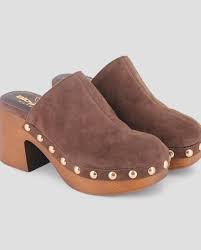 Zuecos de tacón de mujer de piel punta cerrada