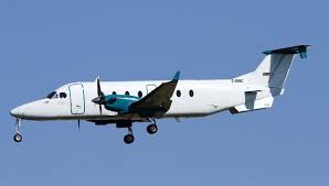 Un avión con políticos colombianos se estrella en una zona disputada por un grupo rebelde