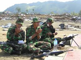 Hasil gambar untuk tni ad operasi di aceh