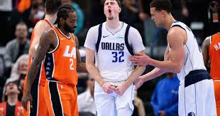 Cooper Flagg's Season-High Leads Mavericks Past Clippers