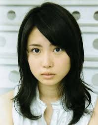 Shida Mirai a été reconnue après son rôle dans Joō no Kyōshitsu dans lequel elle jouait le rôle de Kazumi Kanda. Elle a ensuite été conduite à des rôles ... - 3012884965_1_5_6nPfhmoW