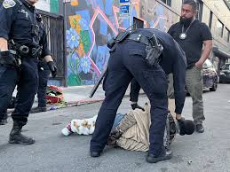 Video: Mayor Lurie’s security team attacked in Tenderloin, officer left bleeding