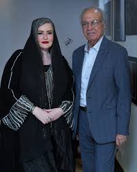 قابی از نعیمه نظام‌دوست و رضا نیکخواه در یک مراسم