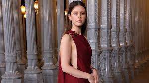 mia goth Picture