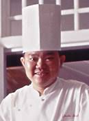 Justin Quek, who started as a cook working on board a ship, is now the chef de cuisine at the Les Amis. He was sponsored by the Oriental Hotel to undergo ... - hchefjustin