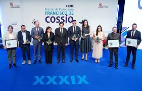 Mañueco reivindica la importancia del periodismo libre