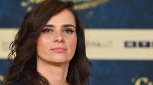 goldene henne nora tschirner