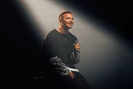 Kane Brown Cements Superstar Status with Nashville Shows