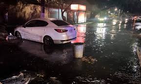 Hunde lluvia a CDMX y flota Alerta Naranja