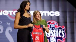 How Lauren Betts will play with one of her UCLA coaches with Mystics