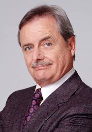 Get Closer to the Celebs! Zoom into this Pic Now! Simply hover over the image. William Daniels - Then. Credit: Bonnie Schiffman/ABC via Getty Images - 1354758486_6a-william-daniels-560