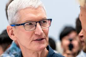 Tim Cook Regrets Maps Flub, Sees Apple Watch as His Proudest Work