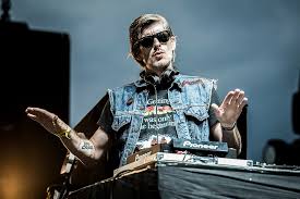 dj francés kavinsky