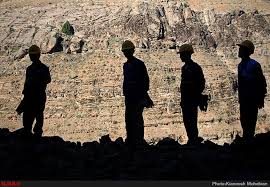 دشمنی مافیای پیمانکاران با تبدیل وضعیت کارگران