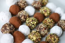 Hasil gambar untuk kue bola bola coklat