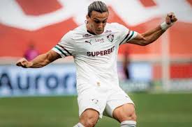 Canobbio, Martinelli, Arana, Fábio, Samuel Xavier, Freytes, Renê, Jemmes, Ignácio e Guga: os jogadores do Fluminense com mais partidas completas no Brasileirão