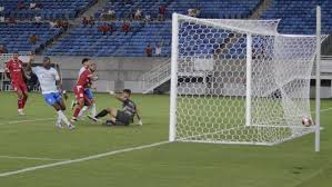 América bate o QFC na Arena das Dunas e volta a vencer após punição no Potiguar
