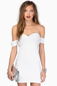 英和画像辞典：(tight)の意味は画像で解説！見るだけで「tight」の意味が分かる・覚えられる 