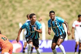 Grêmio vence Atlético-Ba e avança à terceira fase da Copinha