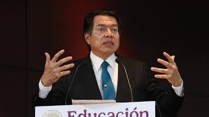 La rebelión de Marx Arriaga pone en entredicho la gestión de la crisis de Mario Delgado