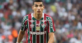 ¡Cruzeiro Aplasta al 'Flu' y se Dispara al Liderato! ¿Nuevo Campeón?
