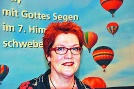 BILD: Patrick Buck. Sabine Schlösser (51) ist Öffentlichkeitsreferentin beim ...