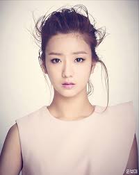 Perfil Editar sección. Nombre: Yoon Bo Mi (윤보미). - Yoon_Bo_Mi