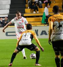 Criciúma vence a Vila Nova en la Serie B: Rodrigo anota el gol decisivo - Imagen principal del artículo