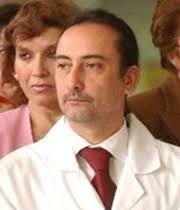 ... contra la tirosinemia en el hospital Luis Calvo Mackenna, dosis que sólo cubre este fin de semana, el director del recinto, doctor Osvaldo Artaza, ... - FOTO_0220110325141438