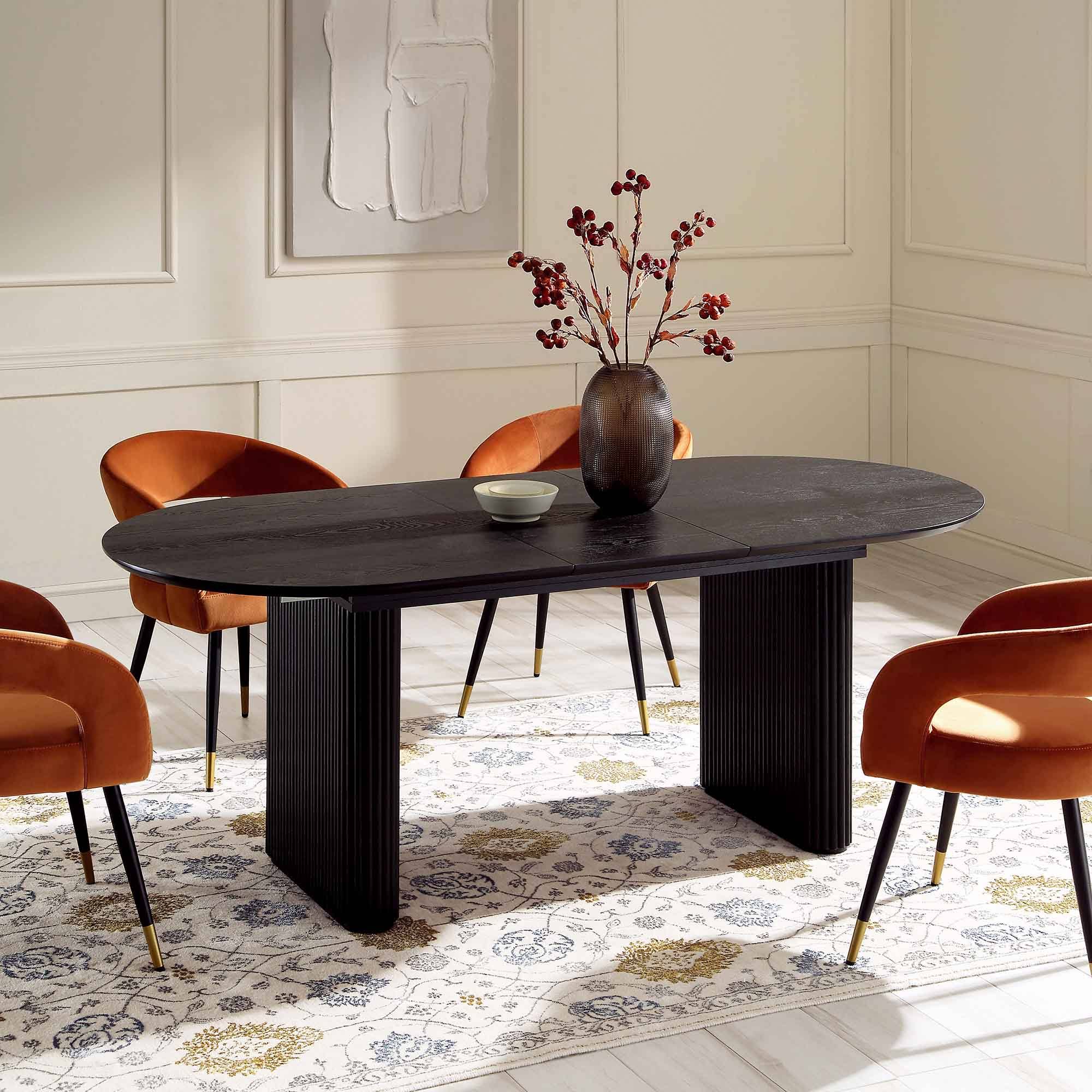 Daals Maru Oval 6-8 Seater Extending Oak Pedestal Dining Table