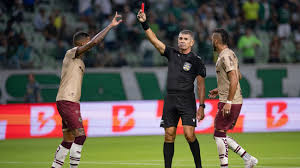Súmula de Palmeiras x Jacuipense tem relato de 'gesto de roubo' após expulsão: 'Brincalhão'