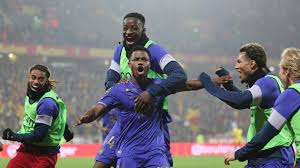 Lens lose, giving PSG chance to reclaim Ligue 1 lead