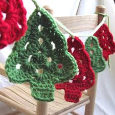 Résultat de recherche d'images pour "crochet Christmas tree"