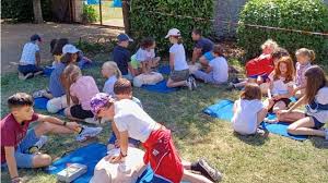Enfants Héros: Premiers Secours au Centre de Loisirs! Apprenez vite!