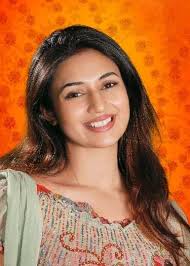 <b>Divyanka Tripathi</b> Cute Stills | Veethi - divyanka-tripathi-cute-stills-veethi-14010181268pcl4