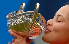 Ana Ivanovic of Serbia kisses the Maud Watson trophy after beating. - 450651786-ana-ivanovic-of-serbia-kisses-the-maud-gettyimages