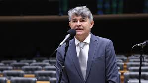 ‘STF tirou a Presidência do pai e, agora, vai dar ao filho’, diz deputado do PL