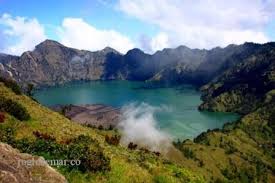 Hasil gambar untuk keindahan gunung