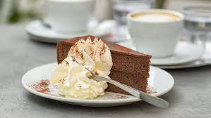 Supermarktware „gut“ - Billig-Sachertorten hängen im Test „Original“ ab