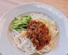 じゃじゃ麺の画像