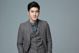 Hasil gambar untuk choi siwon