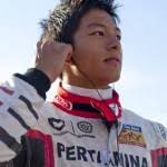 Rio Haryanto, pembalap top dunia dari Kota Bengawan. Senin, 14 November 2011 16:26 WIB. Memang sulit membuat janji dengan pembalap dunia kelas GP3, ... - Rio-Haryanto-istimewa-150x150