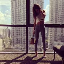 Résultat de recherche d'images pour "we heart it girl fashion style"