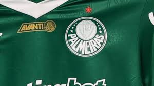 Ex-Palmeiras é atacado por torcedores após partidas ruins: “Começando a achar que é uma farsa”