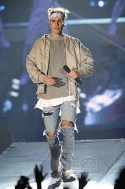 Risultati immagini per justin bieber caso jeans