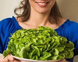 The Surprising Oral Health Benefits of Eating Leafy Greens - 1
