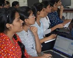 Image of Computer Labs at SNDTWU