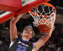 Wisconsin Lutheran vs. Appleton North in WIAA D1 boys basketball state semifinal