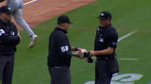 Royals, Tigers enter delay in the top of the 7th